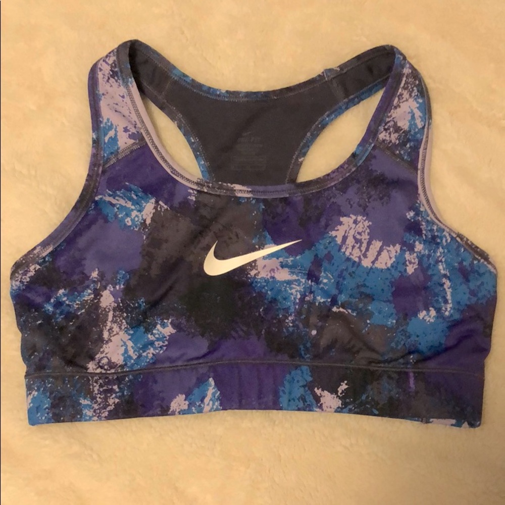 Nike Sports Bra - M